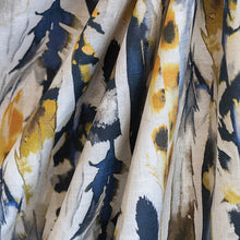 Load image into Gallery viewer, Crest Fabric