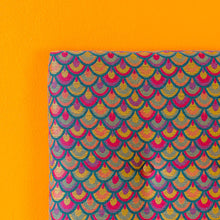 Load image into Gallery viewer, Moon Pool Bright Single Buttoned Headboard