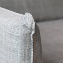 Load image into Gallery viewer, Ted Divan in Tarantino Linen Dune